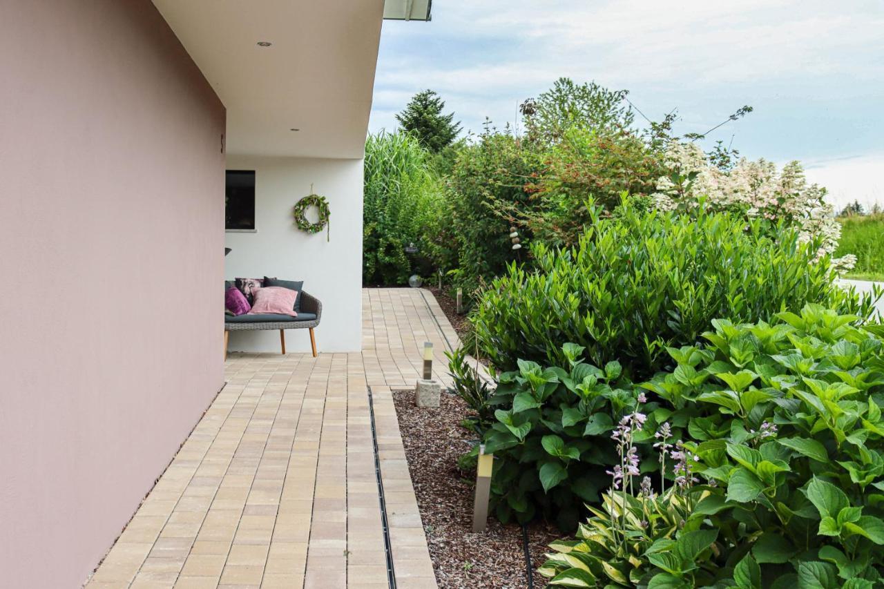 Moderne Ferienwohnung Naehe Bad Griesbach, Haarbach エクステリア 写真
